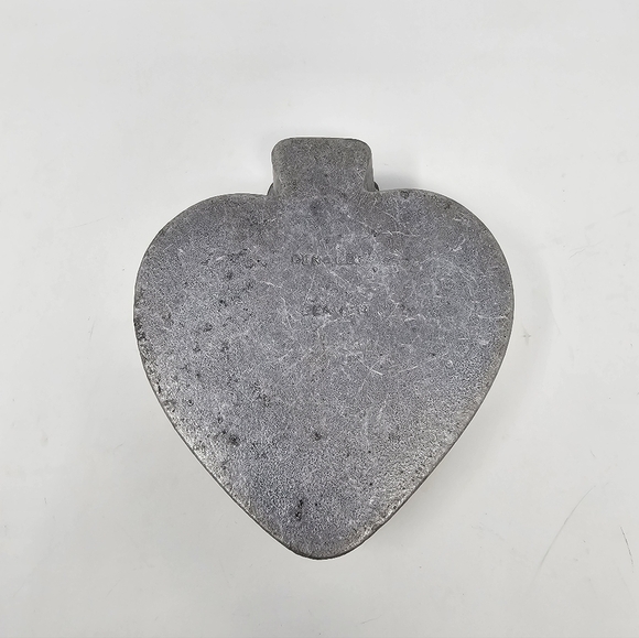 Vintage 2-Piece Cast Aluminum Cake Mold Chocolate Sitting Hen Chicken Farm - Picture 5 of 6